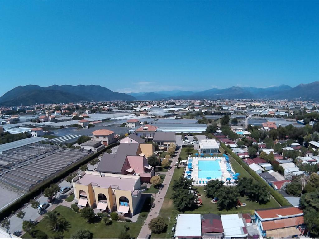 Residence Borgomare Albenga Exterior photo