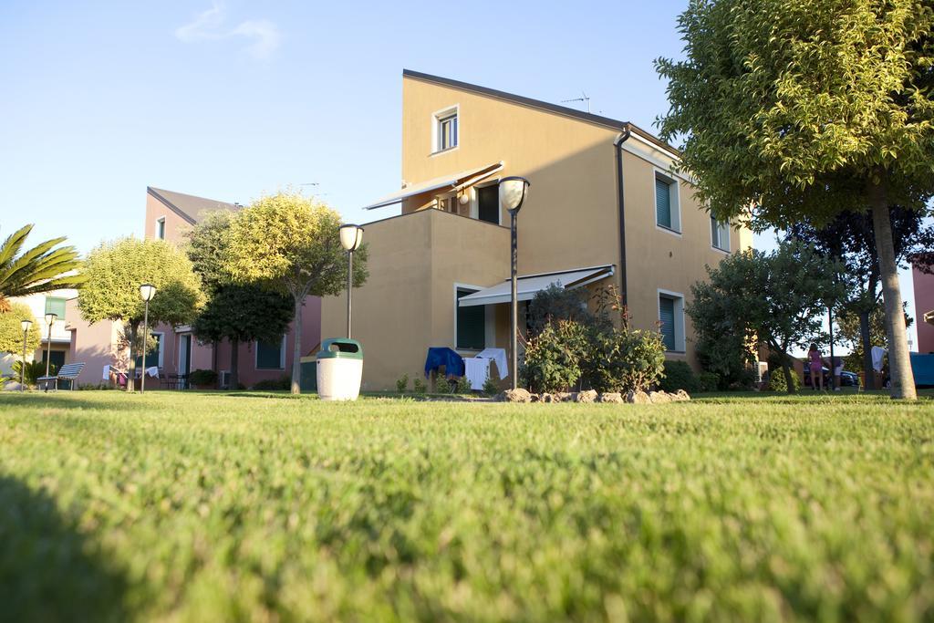 Residence Borgomare Albenga Exterior photo